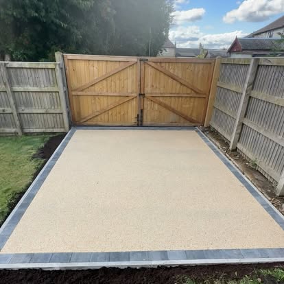 Resin bound driveway installed by MG Groundworks
